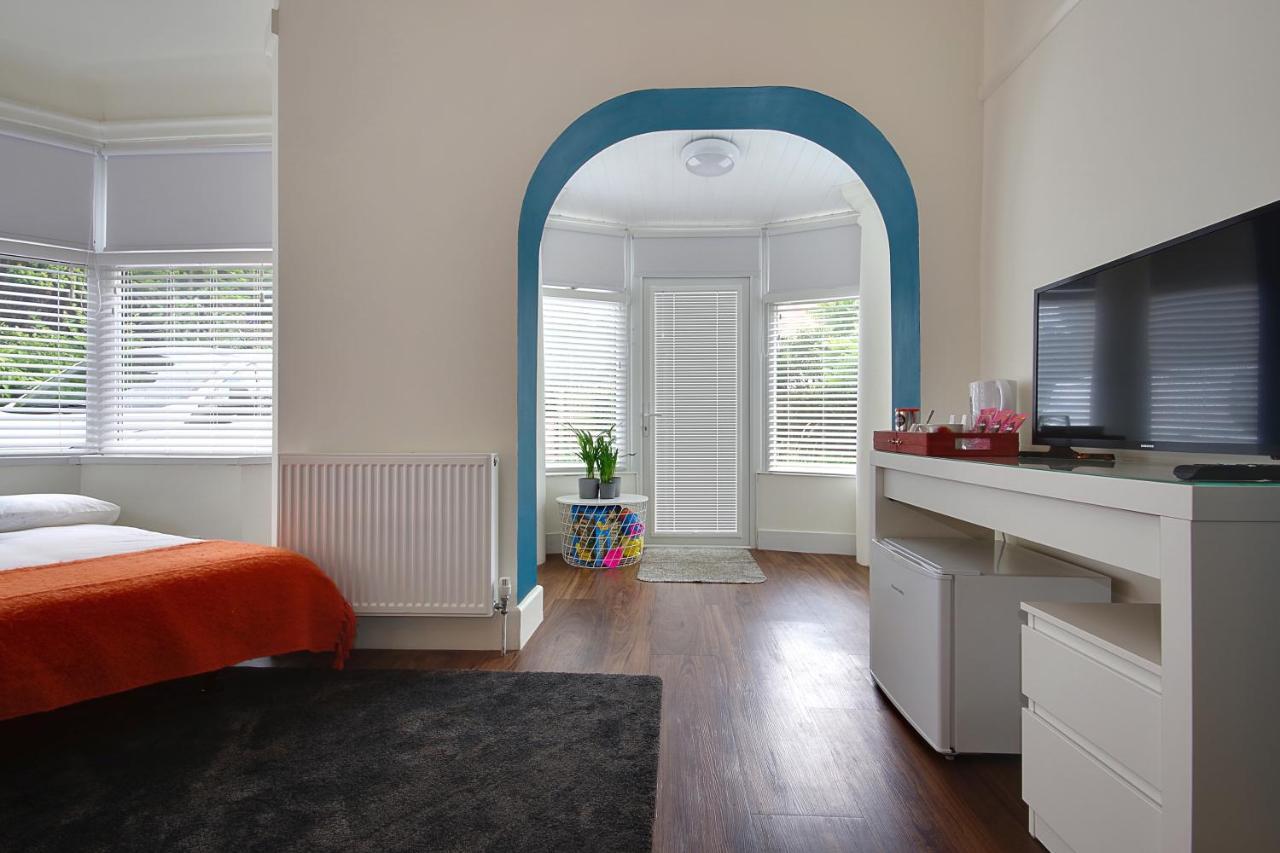 Large En-Suite By The Beach Μπόρνμουθ Εξωτερικό φωτογραφία