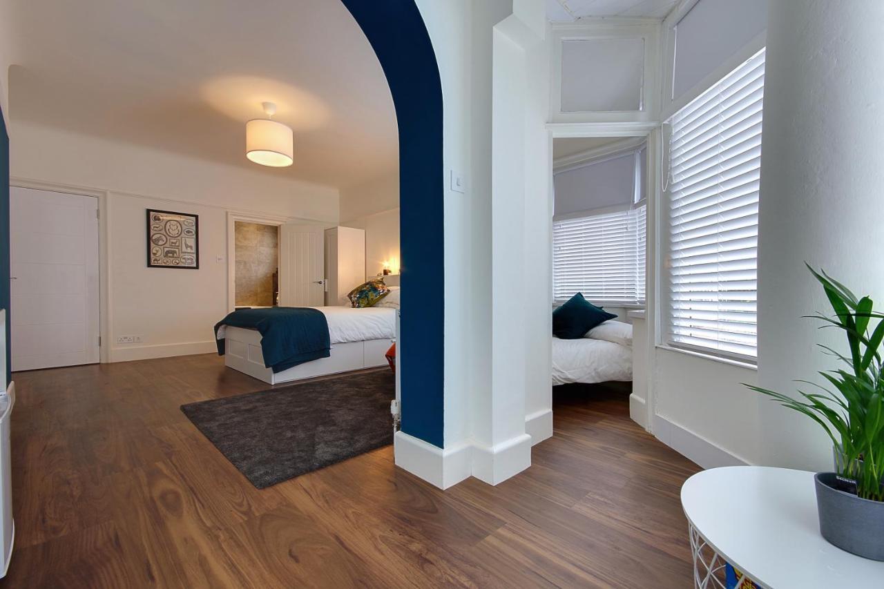 Large En-Suite By The Beach Μπόρνμουθ Εξωτερικό φωτογραφία