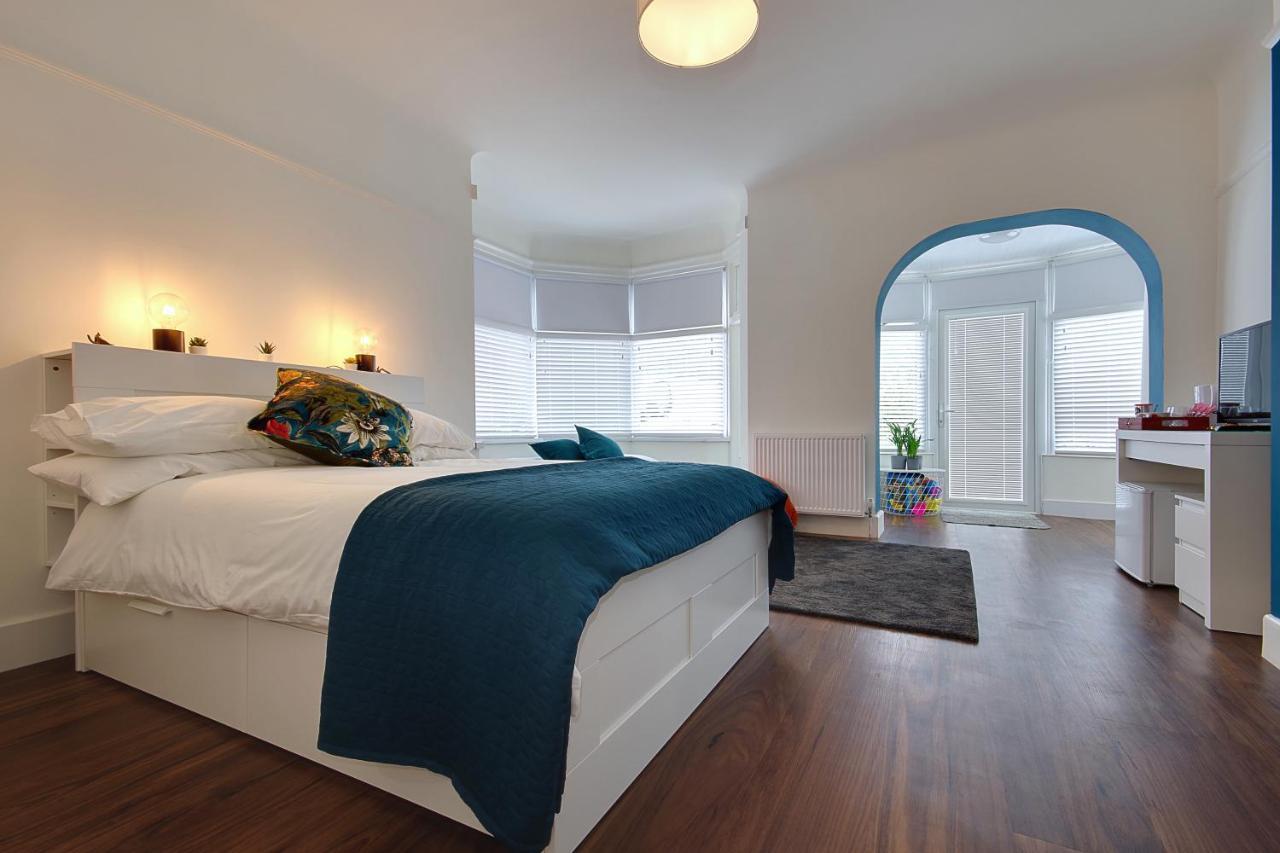 Large En-Suite By The Beach Μπόρνμουθ Εξωτερικό φωτογραφία