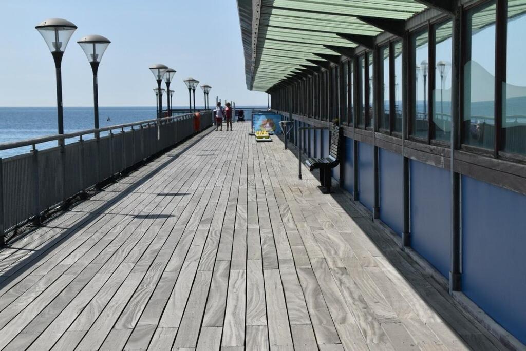 Large En-Suite By The Beach Μπόρνμουθ Εξωτερικό φωτογραφία